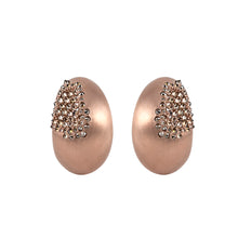 Load image into Gallery viewer, Earrings- GOLD&amp;DIAMONDS
